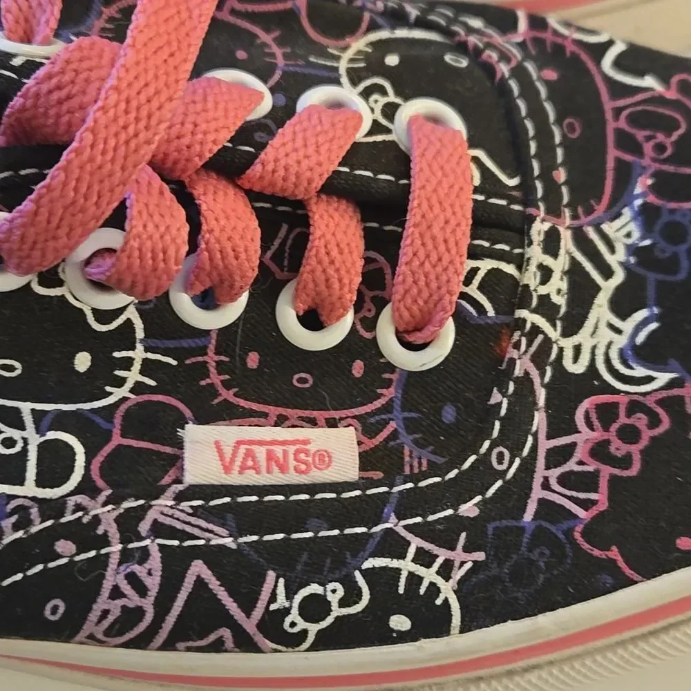 Vans Hello Kitty Sneakers - Black and Pink - Picture 5 of 8